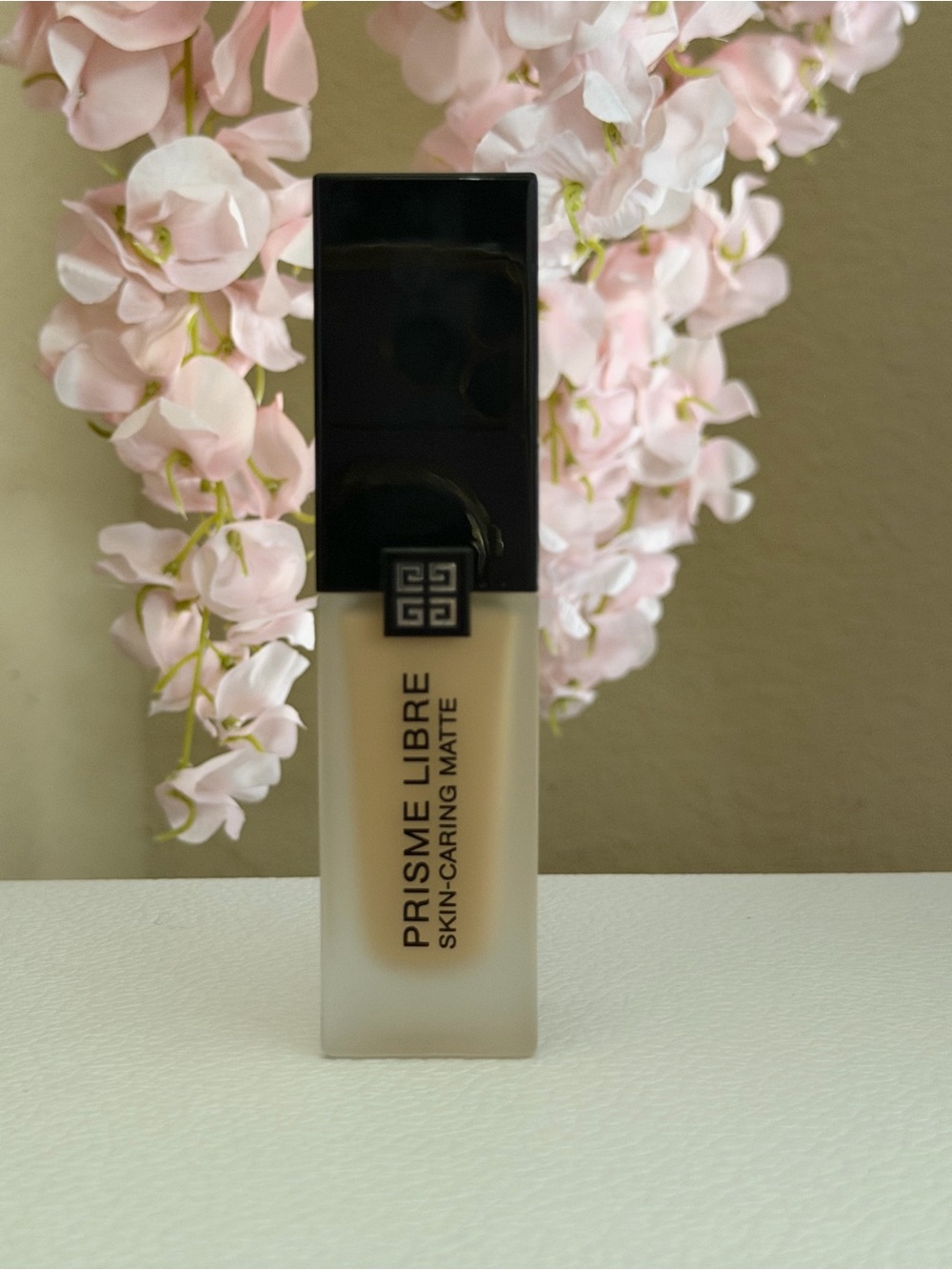 3-W245-Givenchy Prisme Libre Matte Foundation - NWOB